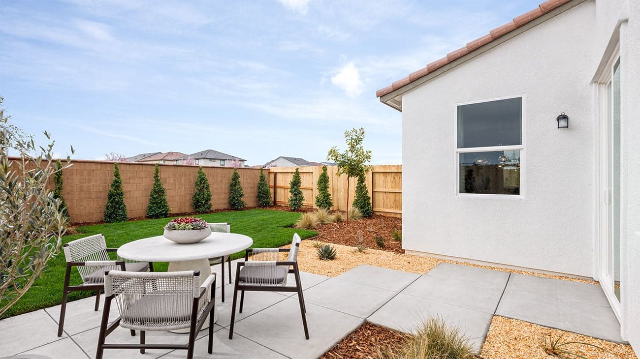 Outdoor Living Space at Plan 3001, Villas at Arbor Ranch